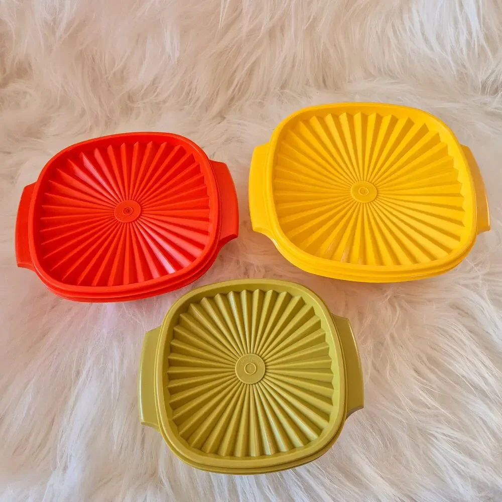 Vintage 1970s Tupperware Servalier Nesting Bowl Set 836 838 840